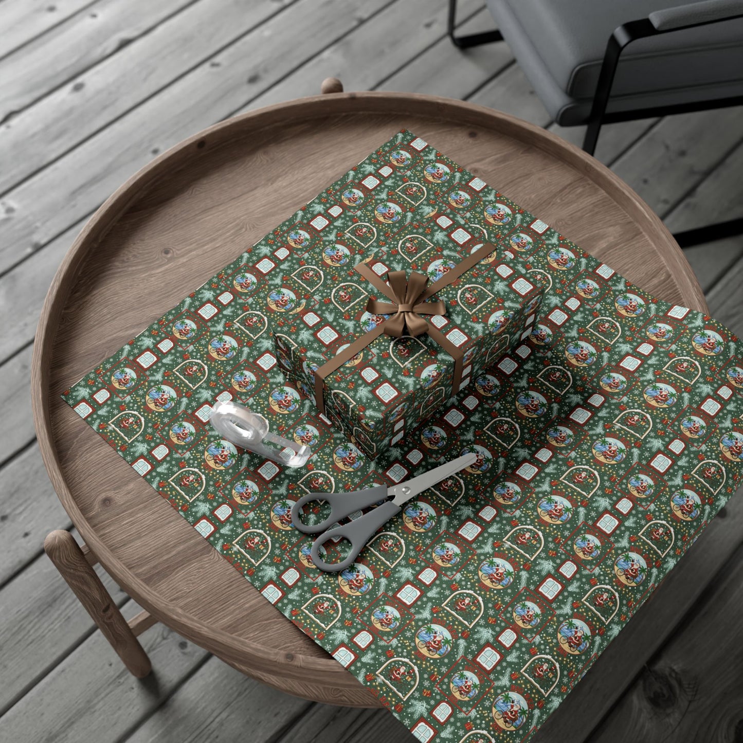 Vintage Santa Snow Globe Pattern Gift Wrap Paper | Christmas Wrapping Paper