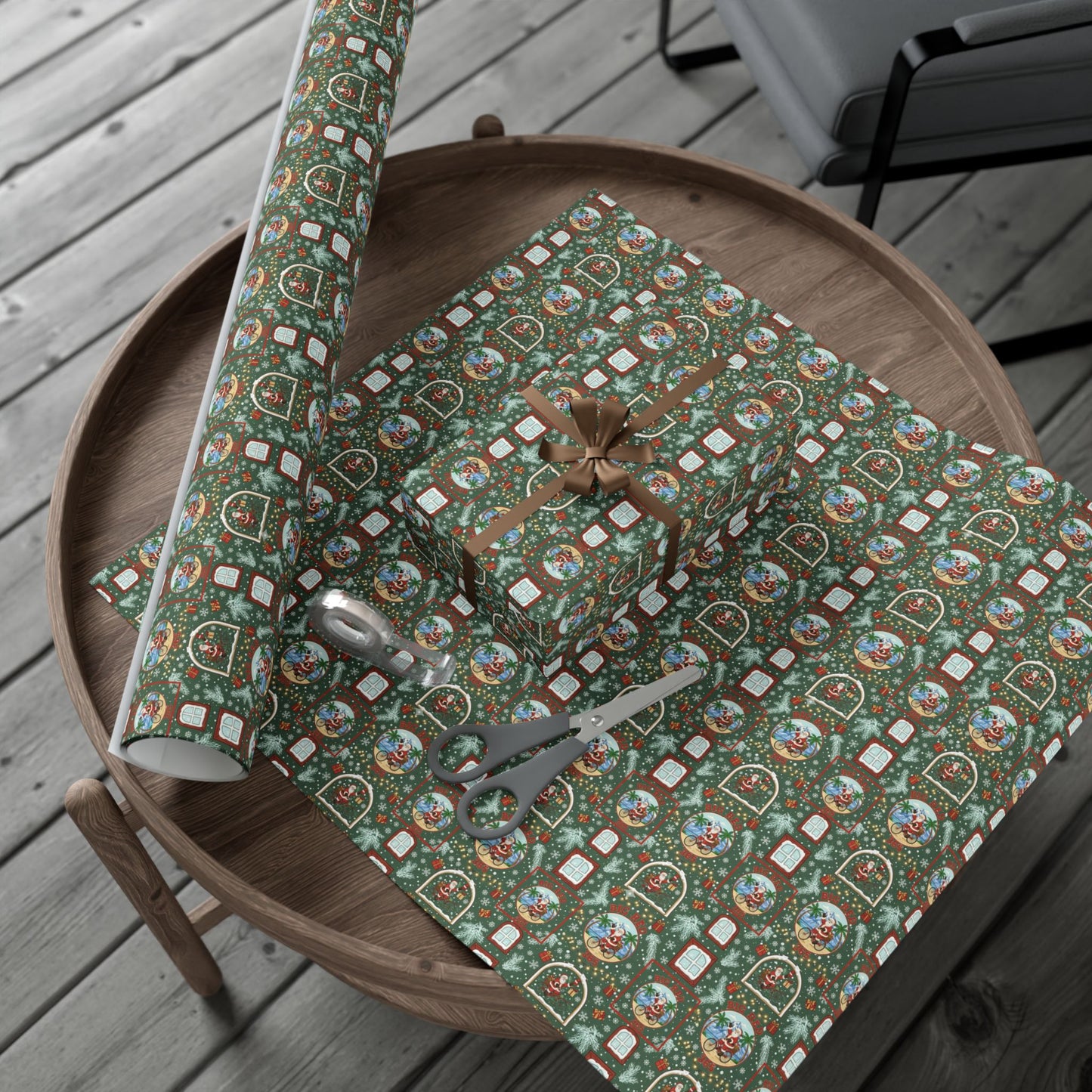 Vintage Santa Snow Globe Pattern Gift Wrap Paper | Christmas Wrapping Paper