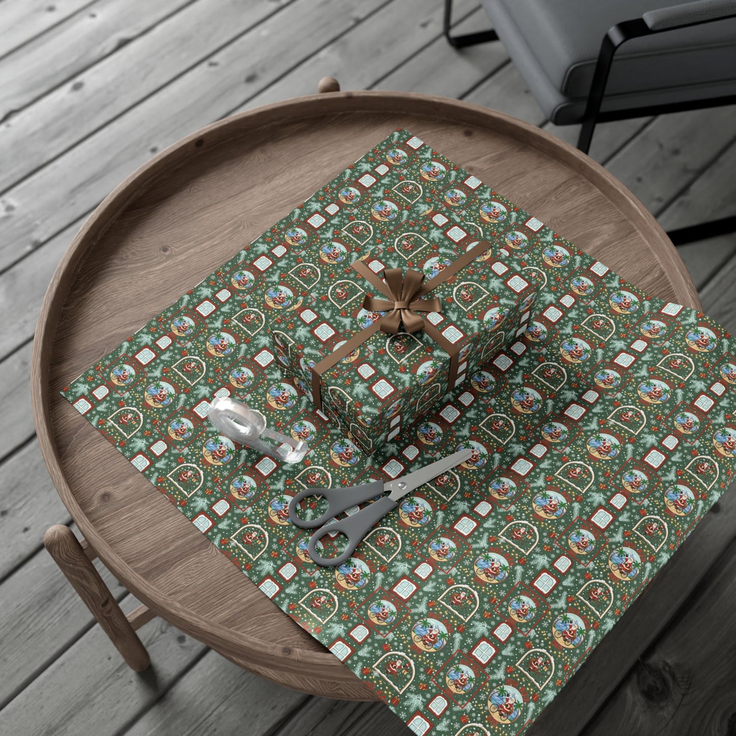 Vintage Santa Snow Globe Pattern Gift Wrap Paper | Christmas Wrapping Paper