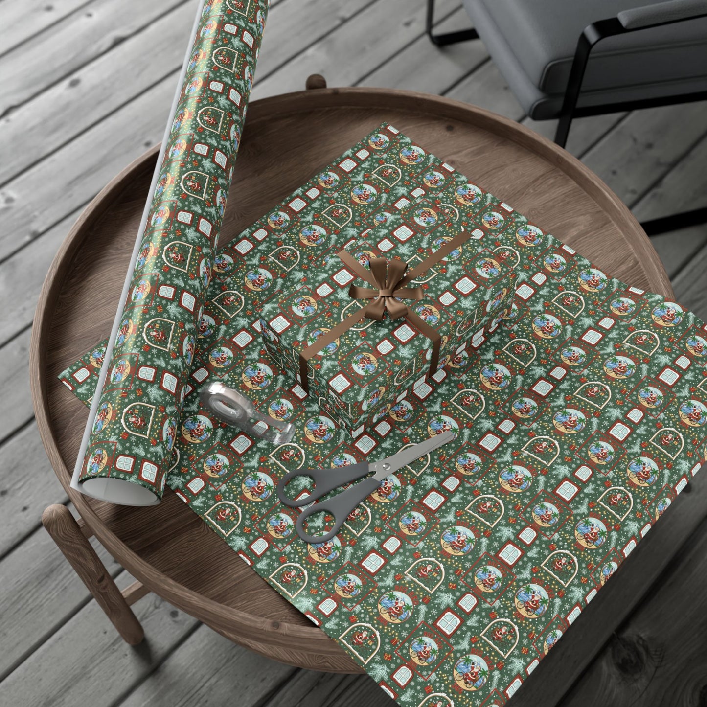Vintage Santa Snow Globe Pattern Gift Wrap Paper | Christmas Wrapping Paper